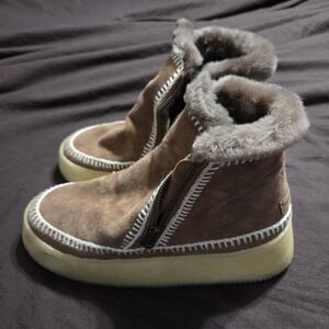 Cozy Brown Winter Boots